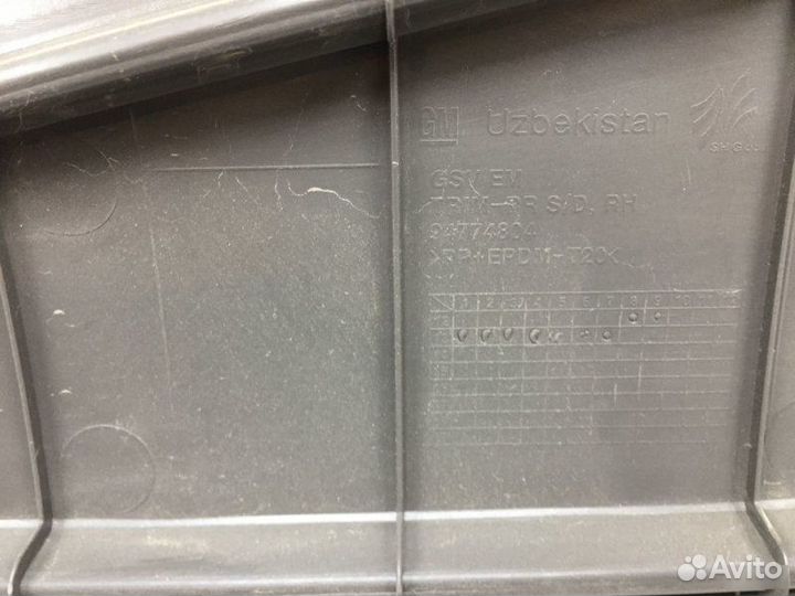 Обшивка двери задняя правая Chevrolet Cobalt