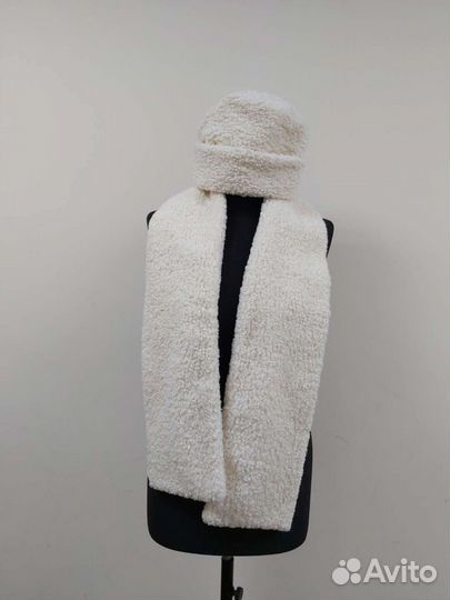 Шапка и шарфик из искусственного меха