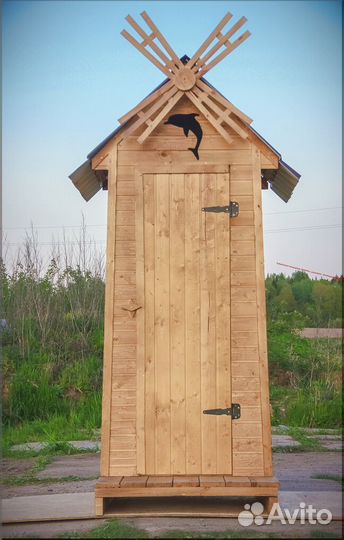 Уличный туалет деревянный HME555