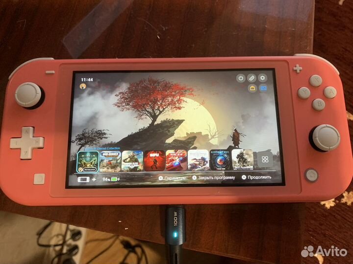 Портативная игровая приставка Nintendo Switch Lite