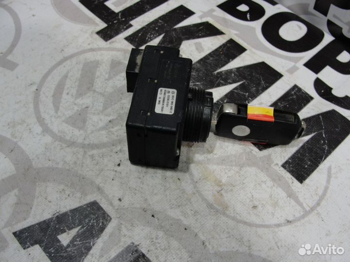 Замок зажигания Volkswagen Touareg 7L 2002-2010