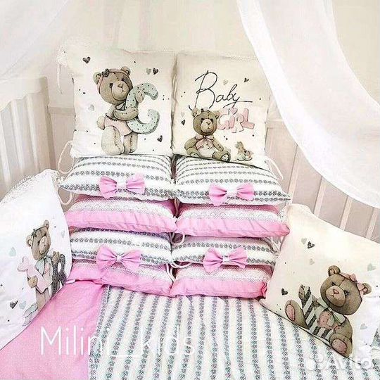 Набор в детскую кроватку
