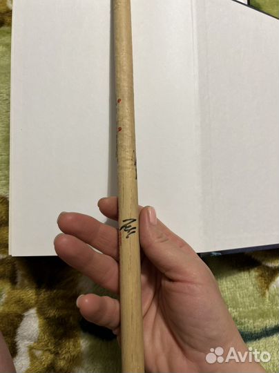 Барабанные палочки с концерта Breaking Benjamin