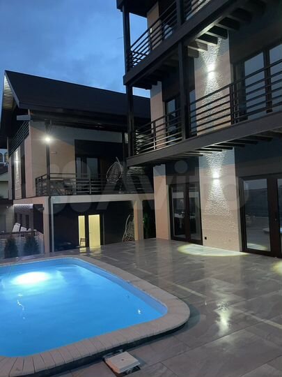 2-к. квартира, 40,2 м², 1/3 эт.