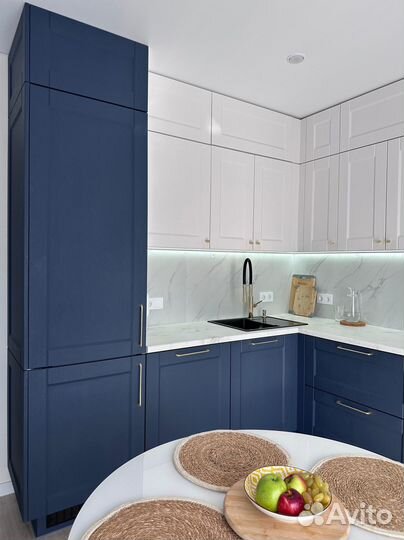 Кухня с витриной на заказ