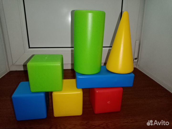 Игрушка самосвал большой