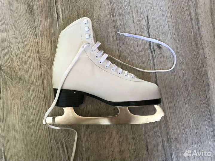 Коньки Bladerunner, размер: 35 EU, цена: 2000