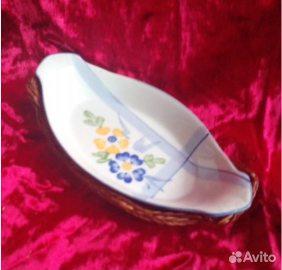 Салатники в плетенной корзинке