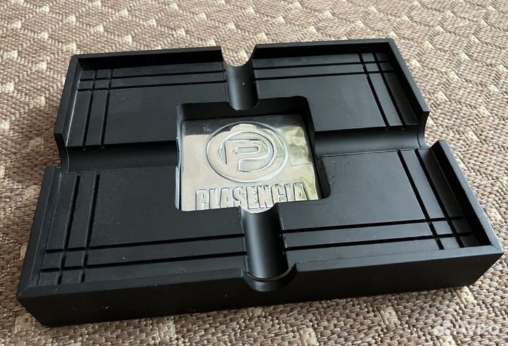 Коробка сигарная