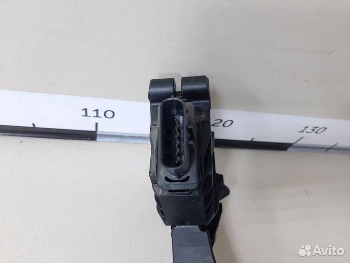 Педаль газа Skoda Octavia A7 2013