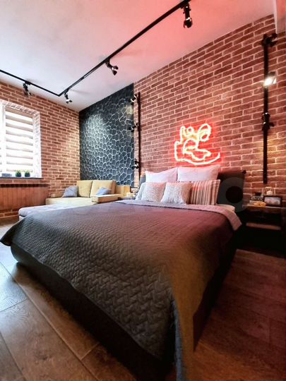 Квартира-студия, 42 м², 1/4 эт.