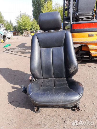 Комплект сидений мерседес 210