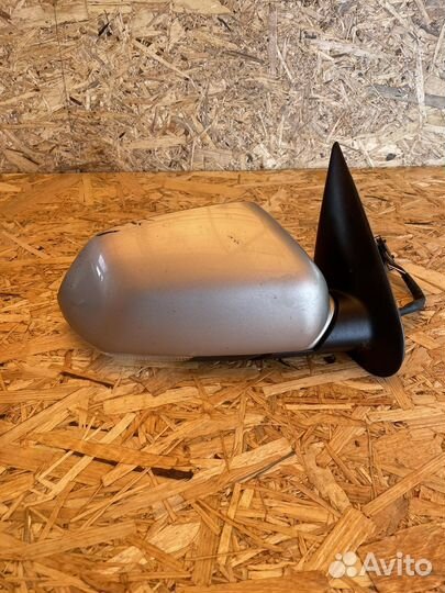 Зеркало наружное правое Skoda Octavia A5