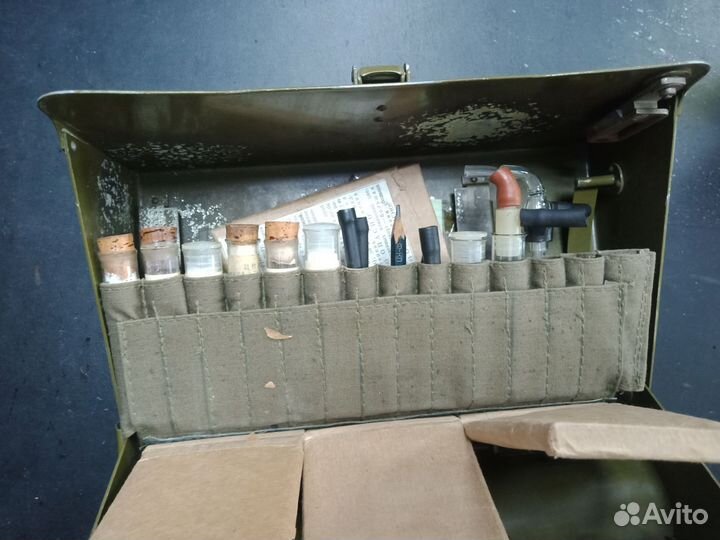 Полевой химический набор