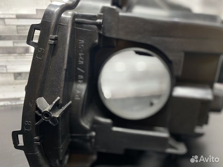 Корпус фары Land Rover Discovery 4 (2013-2016гг.)