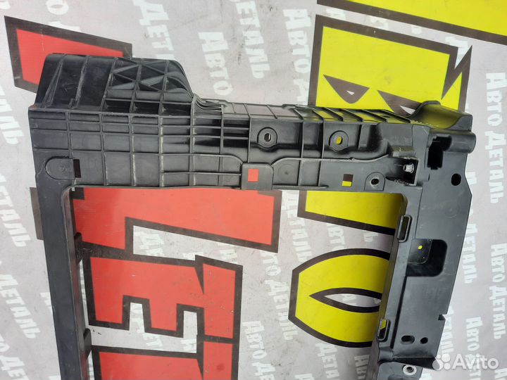 Панель передняя Телевизор Volkswagen Polo 2 2020