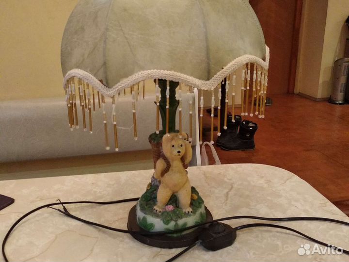 Лампа настольная