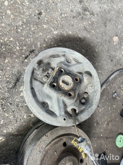 Задняя ступица в сборе правая Renault Logan 1