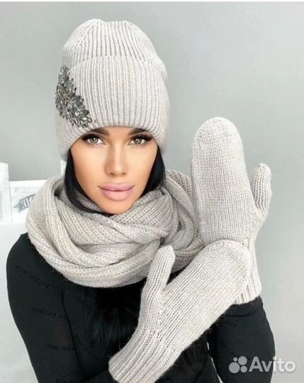Комплект шапка и шарф женские
