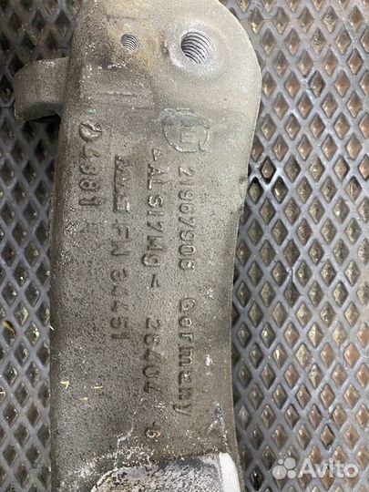 Кронштейн двигателя передний Volvo FH4 21565996