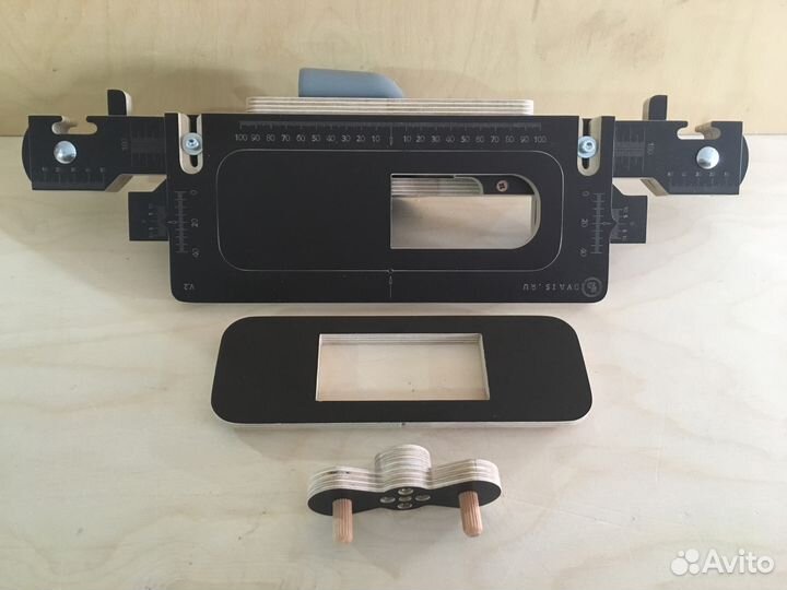 Шаблонодержатель V.3-V.4.-V5. для врезки петель, з