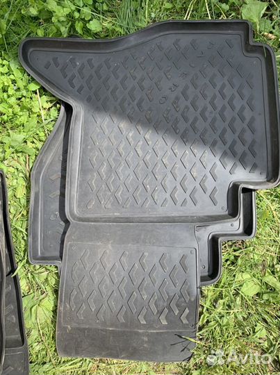 Автомобильные коврики