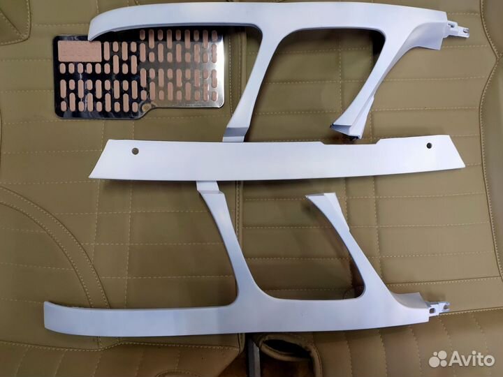 Планка под фара lexus lx470