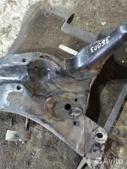 Подрамник передний mitsubishi lancer 9