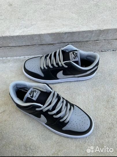 Кроссовки Nike SB Dank low