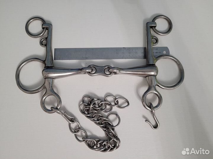 Пелям восьмерка для лошади