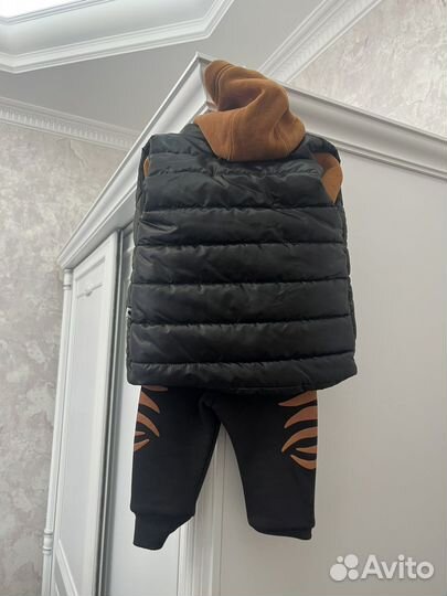 Детсктй Костюм с жилеткой