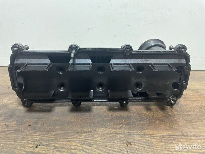 Клапанная крышка Volkswagen Jetta5 седан BSE 2008