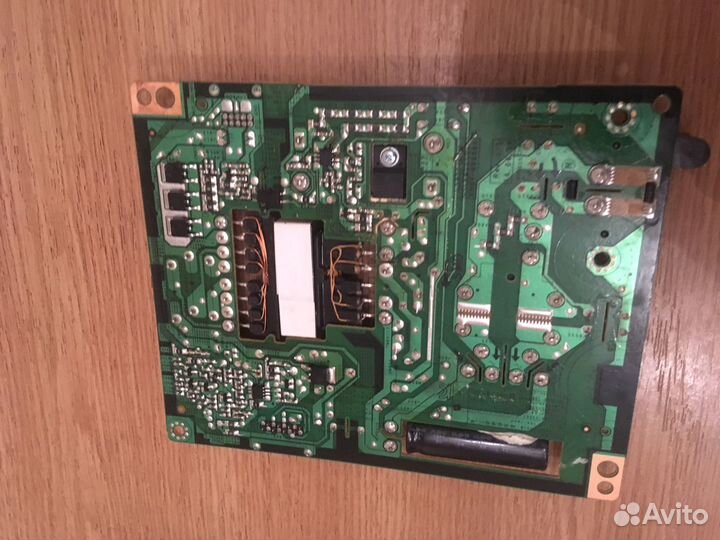 Материнская плата бп samsung ue32h4000aw