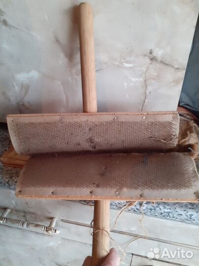 Чески для шерсти