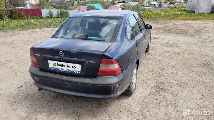 Opel Vectra 1.8 МТ, 1998, 250 000 км