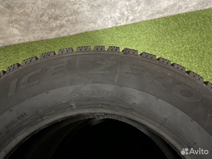 Pirelli Winter Ice Zero 185/65 R15 92T