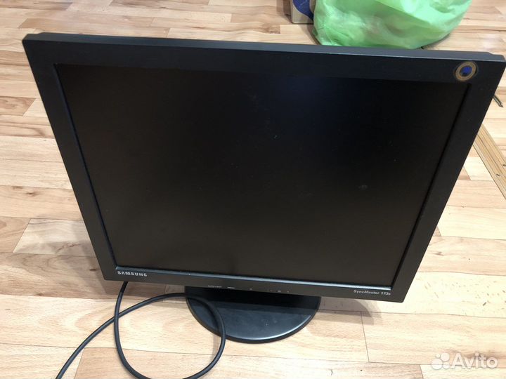 Монитор Samsung syncmaster 173s