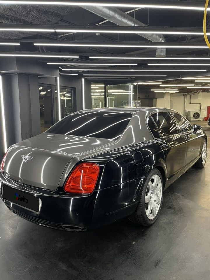 Bentley Continental Flying Spur: фото из отзыва