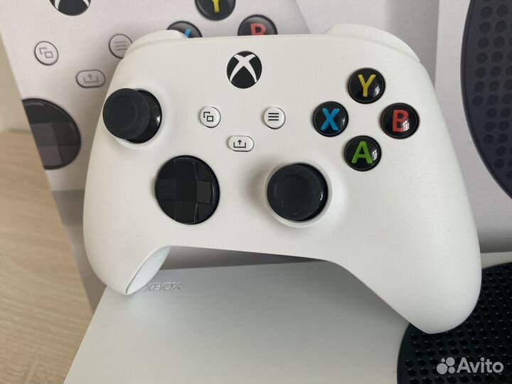 Xbox Series S с играми