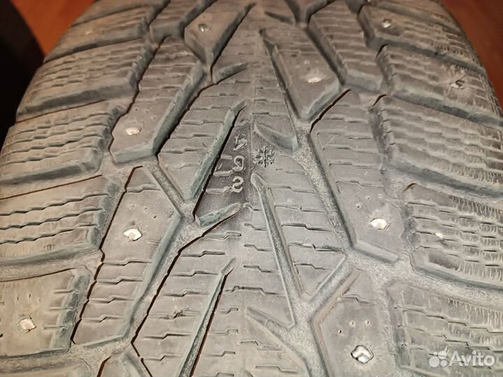 Nokian Tyres Hakkapeliitta 7 215/50 R17