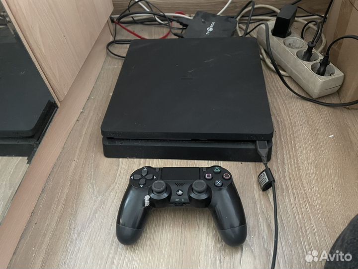Sony PS4 Slim 1tb