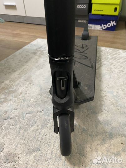 Трюковой самокат TechTeam Zorg (2022)