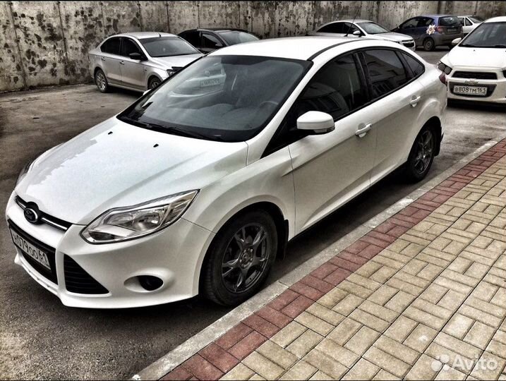 Стекло фары форд фокус 3