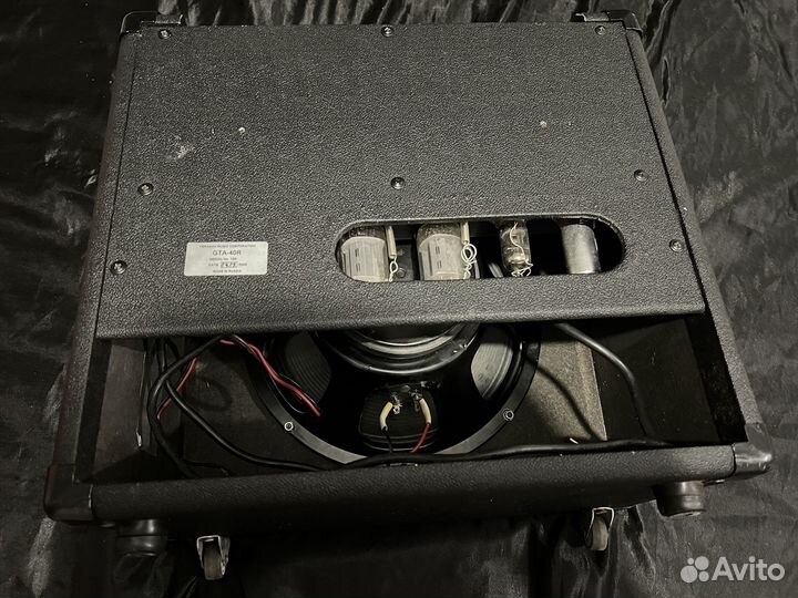 Ламповый комбоусилитель