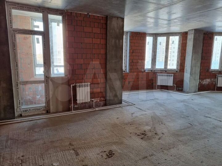 3-к. квартира, 112,8 м², 3/18 эт.