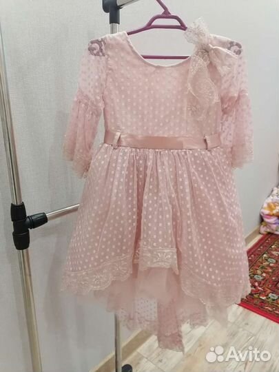 Платье нарядное 110р