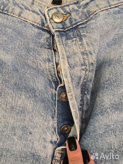 Джинсы прямые рваные hm