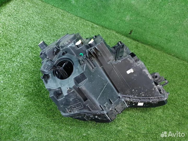 Фара левая Skoda Karoq