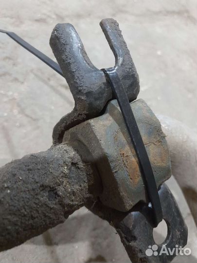 Передний стабилизатор Nissan Laurel C34 Ниссан