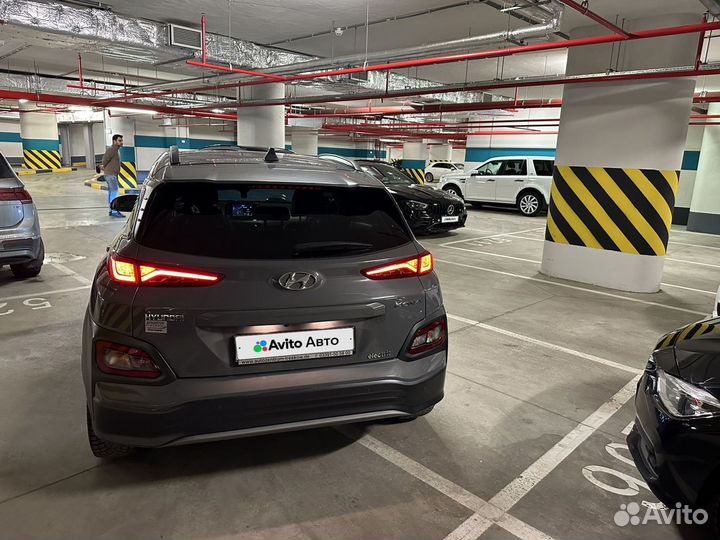 Hyundai Kona AT, 2018, 90 000 км